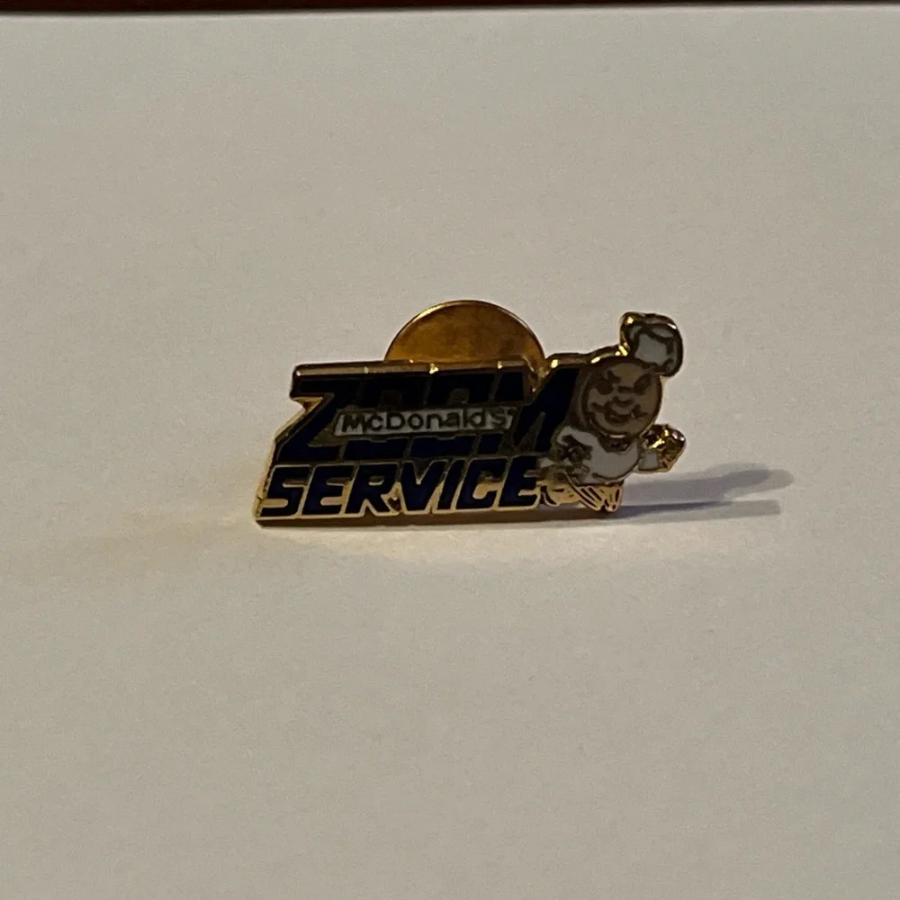 Vintage McDonald’s Zoom Service‎ Speedee Employee Lapel Hat Pin